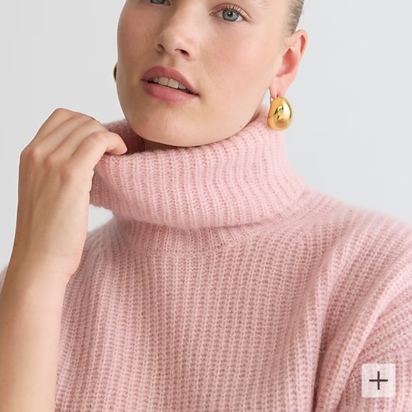 J. Crew Sweater Turtleneck Wool Alpaca Cozy  Brushed Yarn Casual Classic Pink S - Picture 2 of 13